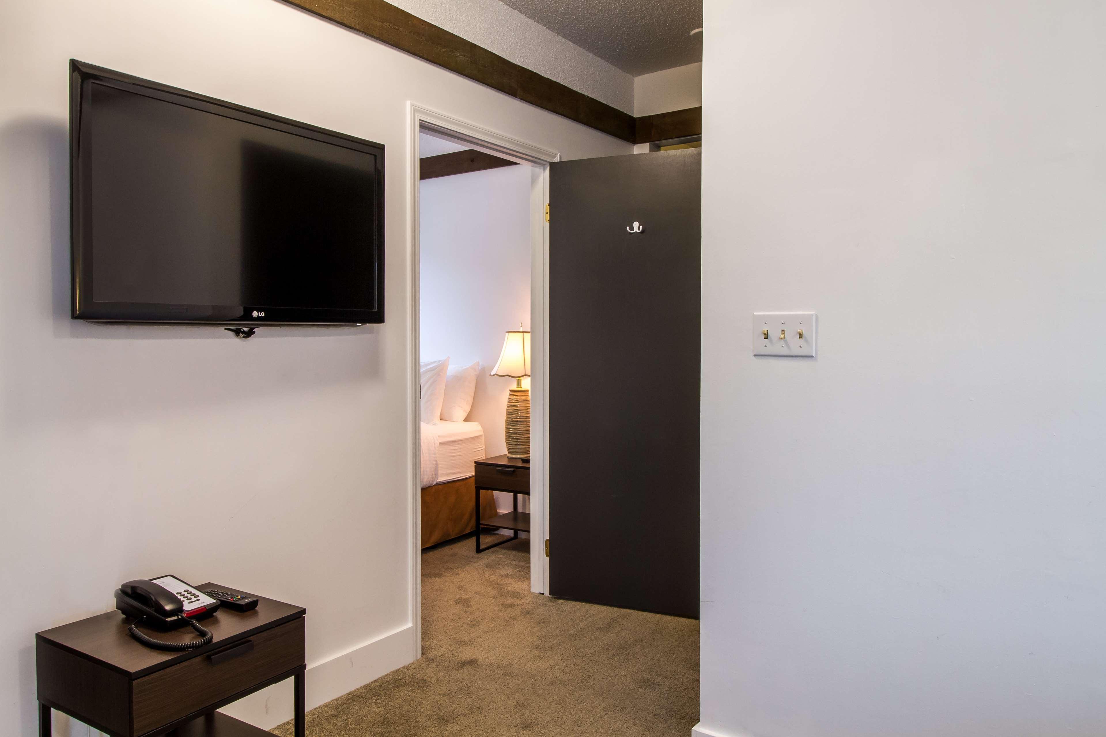 Stoke Hotel Surestay Collection By Best Western Ревелсток Экстерьер фото