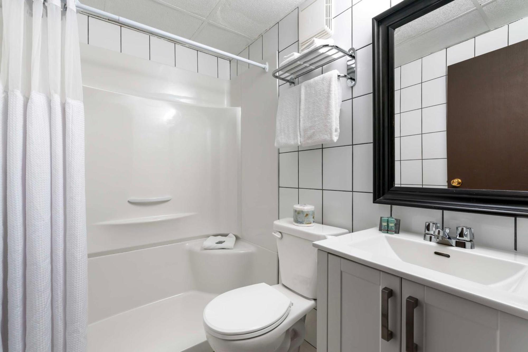 Stoke Hotel Surestay Collection By Best Western Ревелсток Экстерьер фото